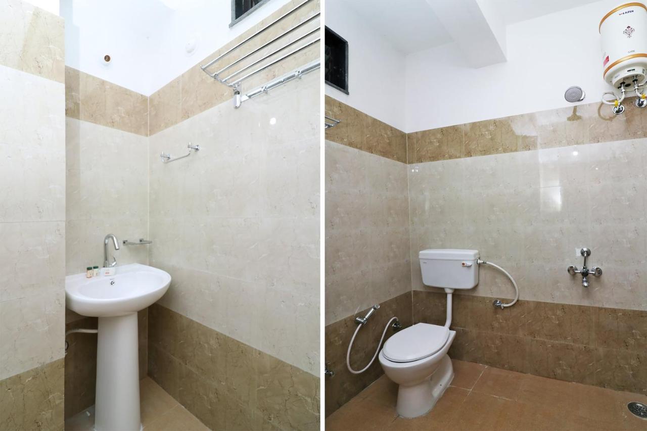 Oyo 1021 Hotel Gayatri Residency Tirath Екстериор снимка